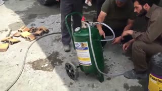 اسپری پنچرگیری تایر