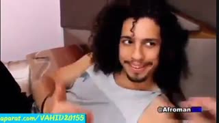 وقتی داداشت ازت میخواد با تبلتت بازی کنه ....خخخخخخخخخخ