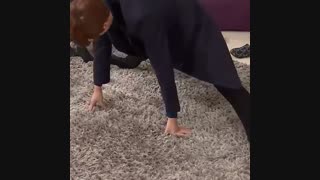 حتی دیدن پاش اشکمو در میاره ....