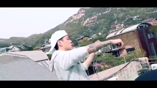 موزیک ویدیویAMBER_Need_To_Feel_Needed