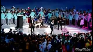 مراسم اختتامیه ی اینچئون Cn Blue