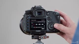 آموزش کار با دوربین Canon 7D Mark II