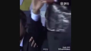 تورو خدا اینو ببینین از خنده غش میکنین(کای ضایع میشه)(اکسو)