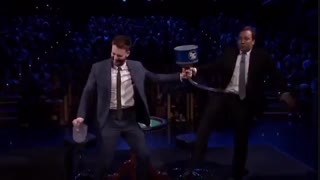 جیمی فالون و کریس ایوانز( ته خنده!!)