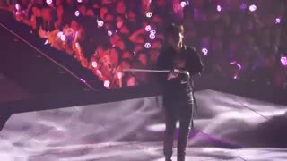 کای exo ، اجرای Artificial love + دنس با چشم بند & لی !! ❤  کار از آب قند گذشته ...الفاااااتح !!!