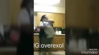 ما اکسوالا :D فوق خنده دار :)))3 exo