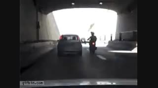 با بزرگ تر از خودتون هیچ وقت شوخی نکنید...خخخخ