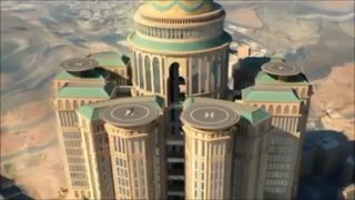 بزرگ‌ترین هتل جهان در مکه
