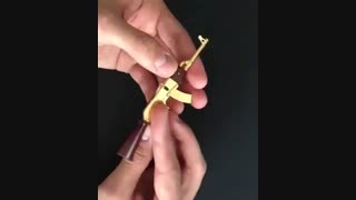 کوچک ترین کلاشنیکف!