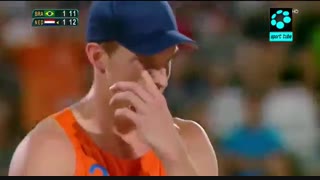 نیمه نهایی والیبال ساحلی مردان : برزیل ۲-۱ هلند