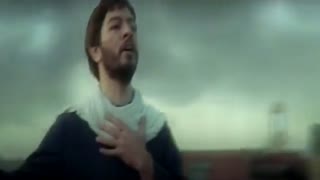 ایستاده ایم...