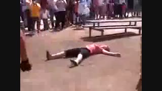 بدون شرح(سرگرمی ملت این شکلیه .......)