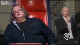 شوخی با سران سیاسی دنیا : ولادیمیر پوتین در مسابقه آواز!