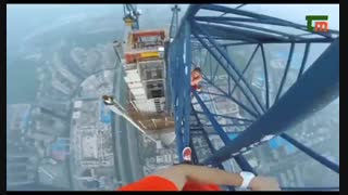 خطرناکترین سلفی جهان توسط یک زوج روسی گرفته شد