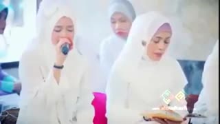 تلاوت قرآن با صدایی بسیار زیبا