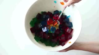 کیک ژله شیشه خورده