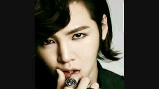 سلام دوباره این آهنگو گذاشتم خب حالا کسی هست