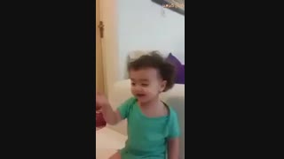 بچه هست اما خیلی خوب میخونه