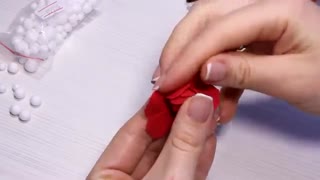 گل رز قرمز با فوم