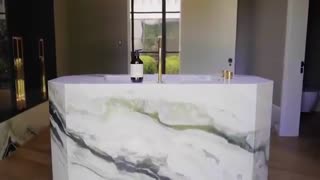 Modern villa in Beverly Hills